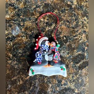 3D Holiday Ornament Kissing Penguin Couple